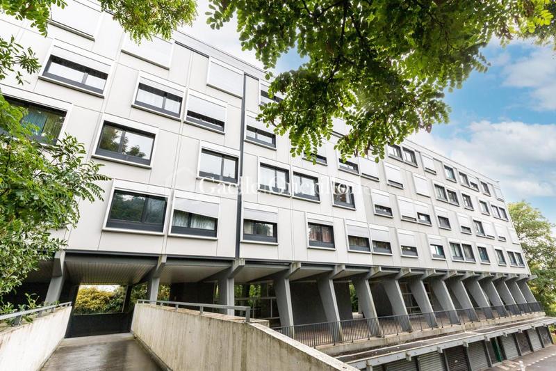 Appartement - 91 m² - 4 pièces