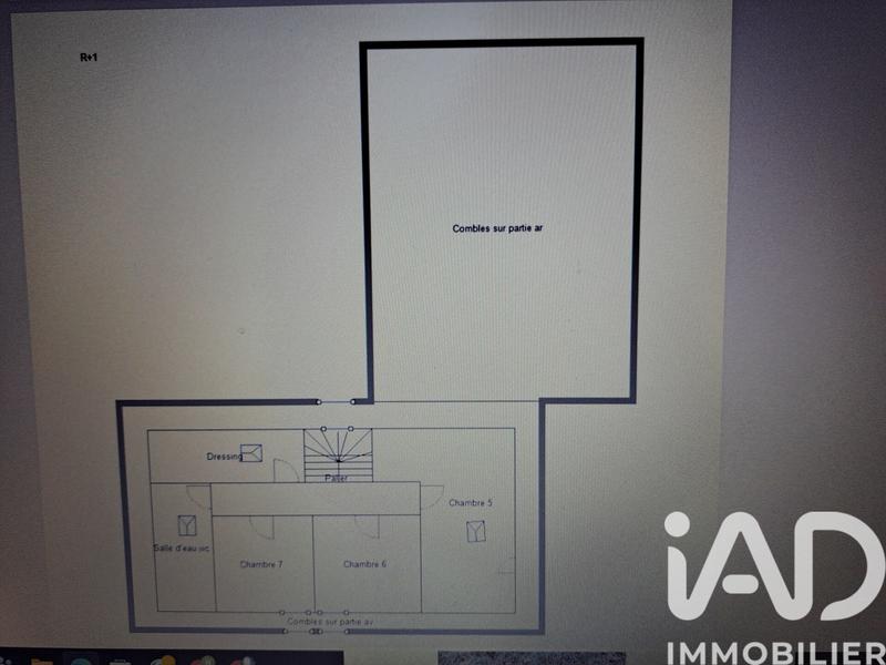 Maison - 188 m² - 9 pièces