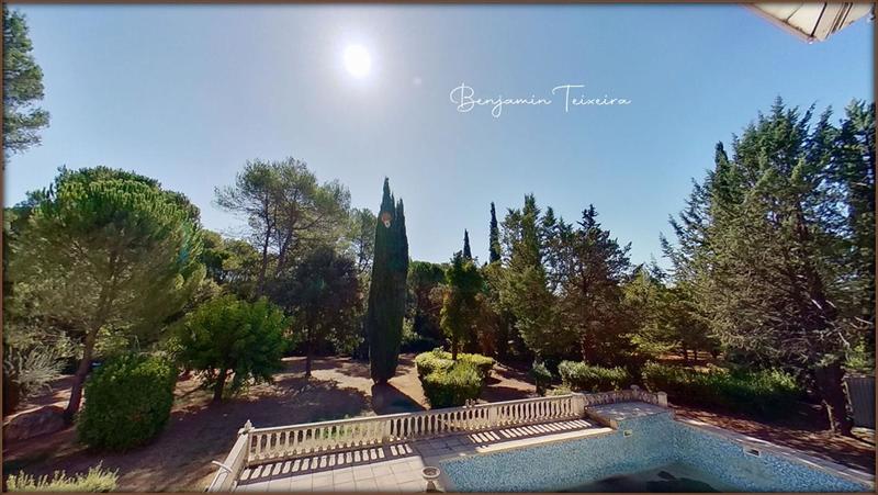 Maison - 204 m² - 7 pièces