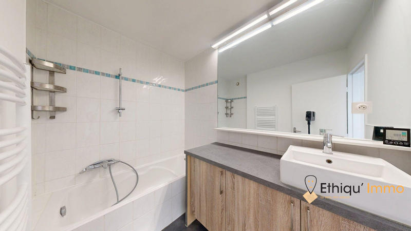 Appartement - 83 m² - 3 pièces