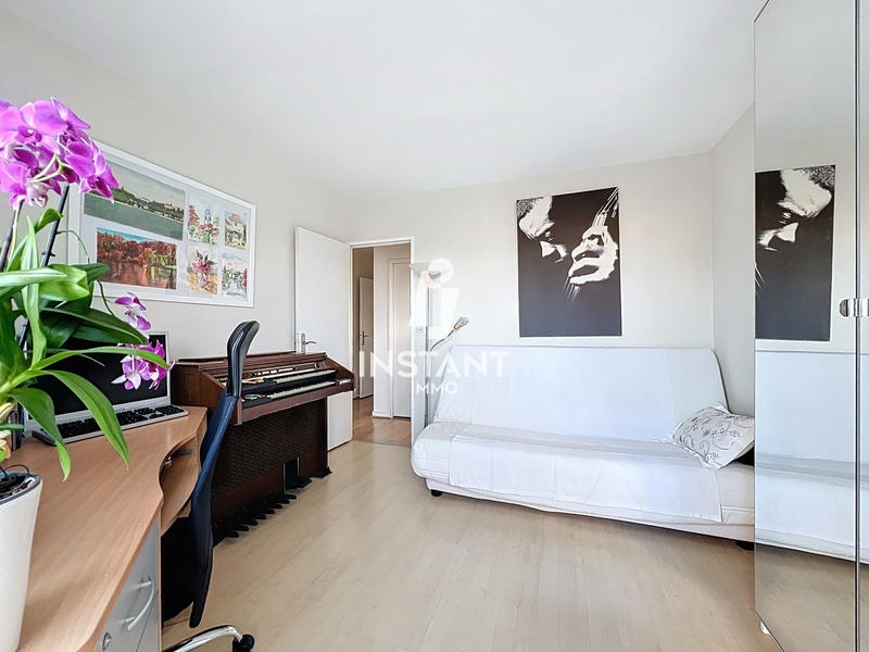 Appartement - 99 m² - 5 pièces