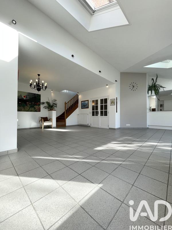 Maison - 206 m² - 10 pièces