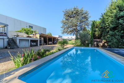 Maison traditionnelle - 150 m² - 7 pièces