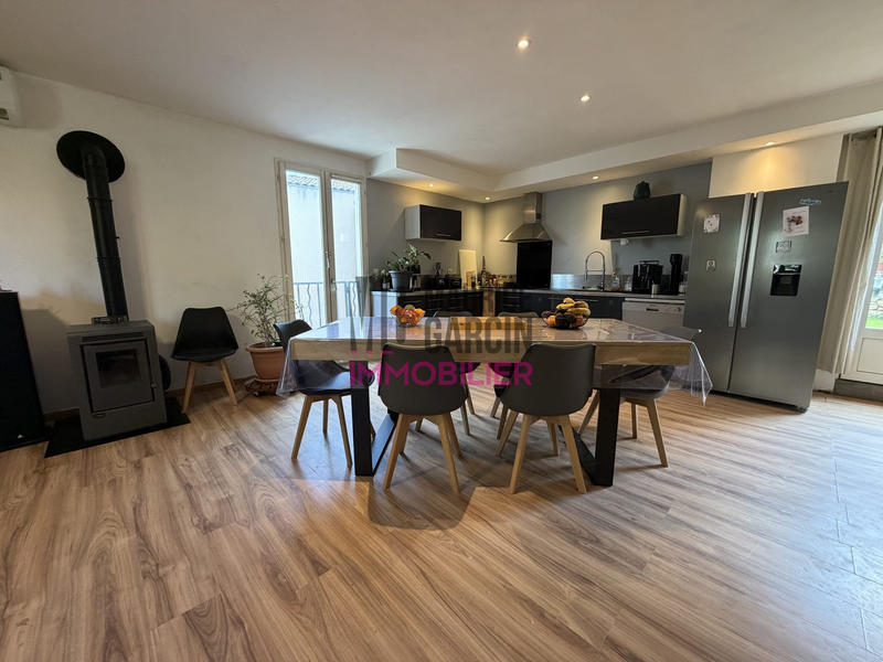 Maison - 96 m² - 5 pièces