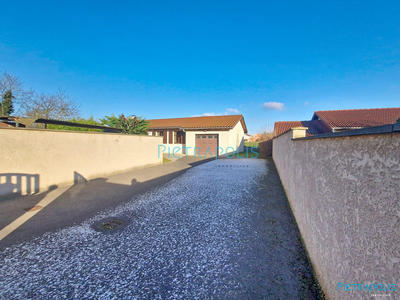 Villa - 93 m² - 5 pièces