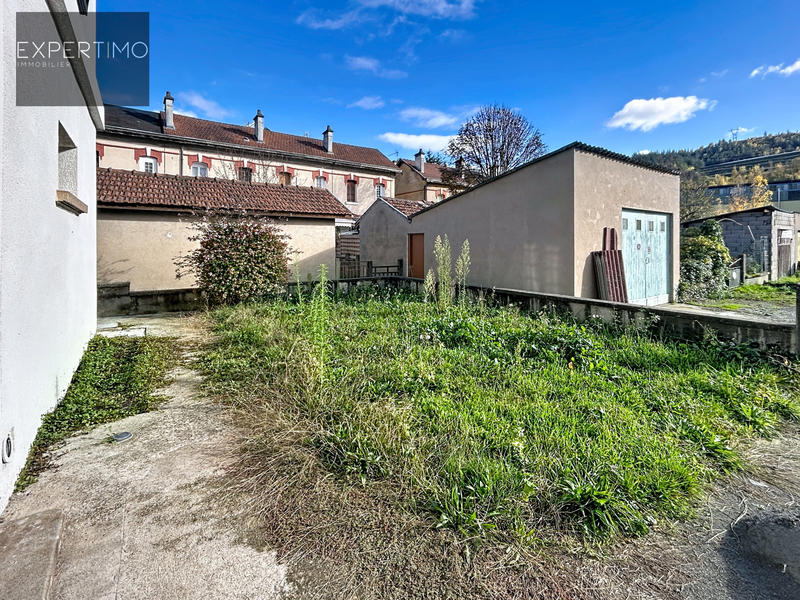 Maison - 102 m² - 5 pièces