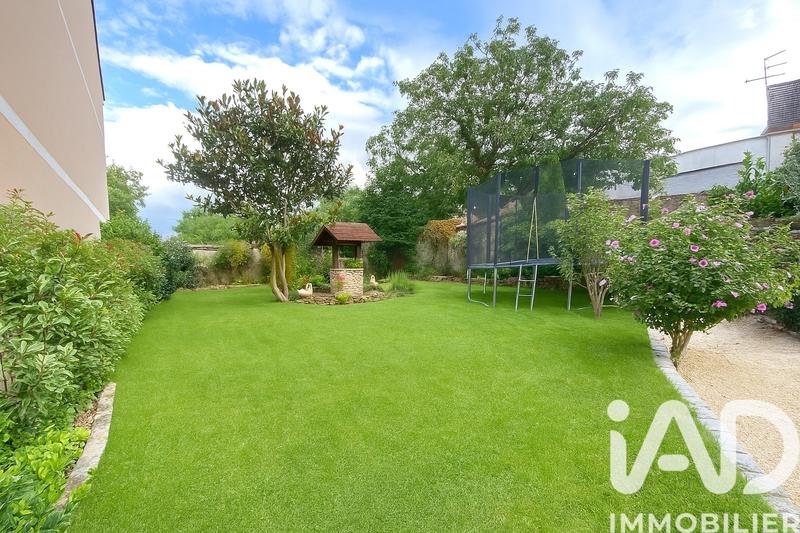 Maison - 200 m² - 6 pièces