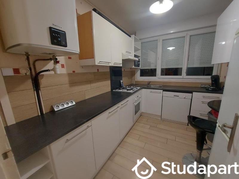 Chambre - 12 m² - 1 pièce