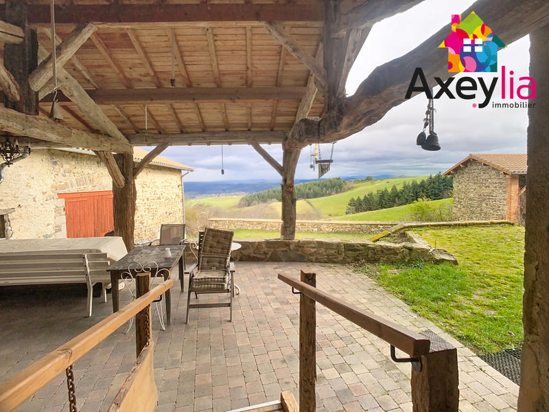 Maison - 288 m² - 10 pièces