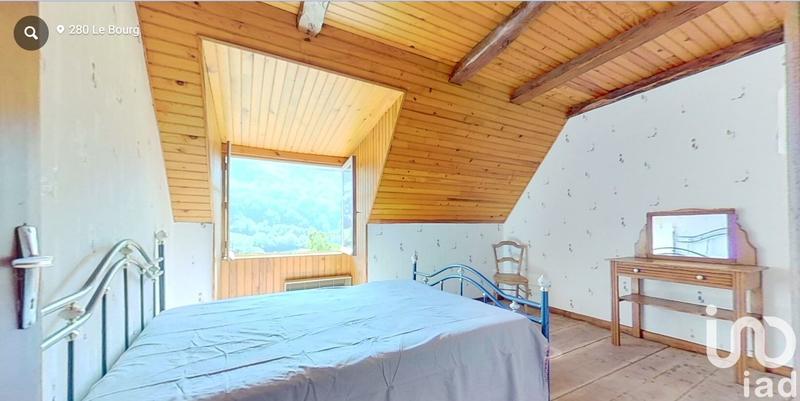 Maison de village - 157 m² - 9 pièces