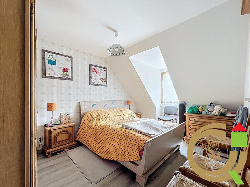 Maison - 104 m² - 6 pièces