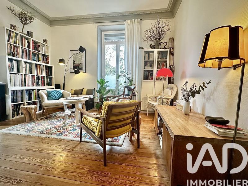 Appartement - 136 m² - 6 pièces