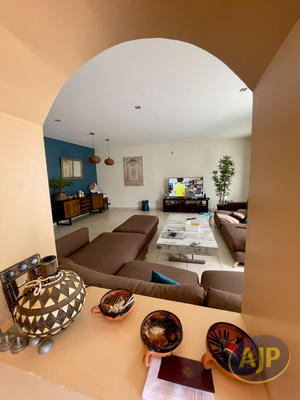 Maison - 150 m² - 5 pièces