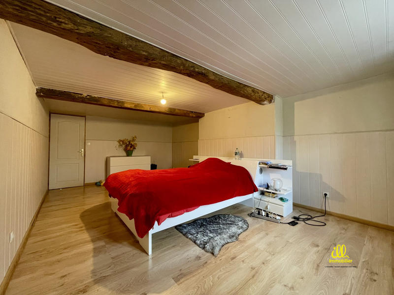 Maison - 190 m² - 5 pièces