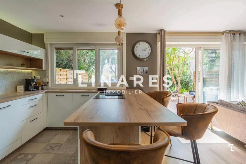 Appartement - 85 m² - 4 pièces