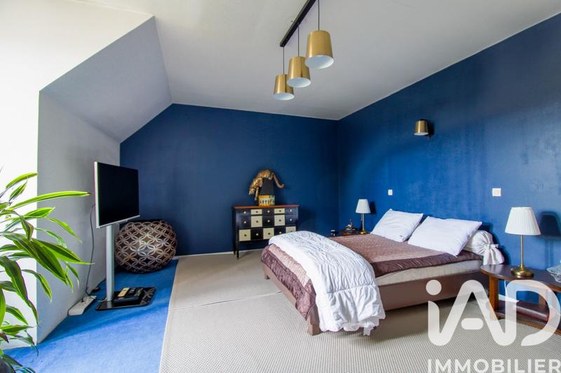 Maison - 247 m² - 6 pièces