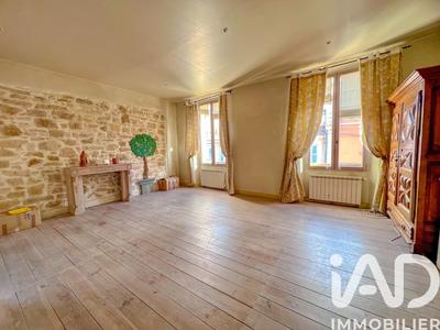 Appartement - 229 m² - 10 pièces