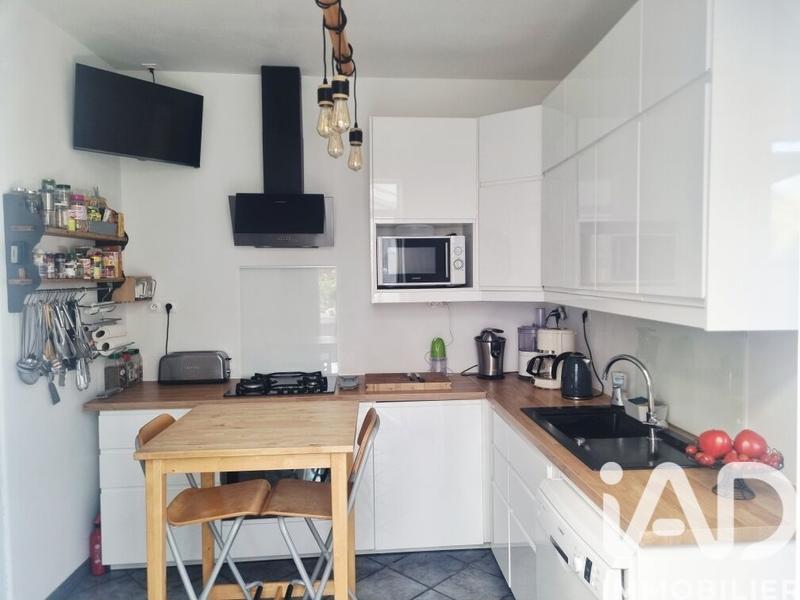 Maison - 185 m² - 8 pièces