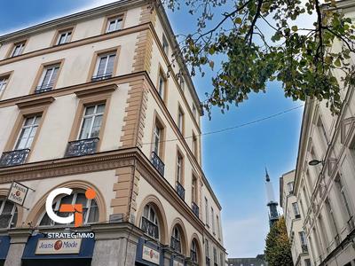 Appartement - 80 m² - 3 pièces