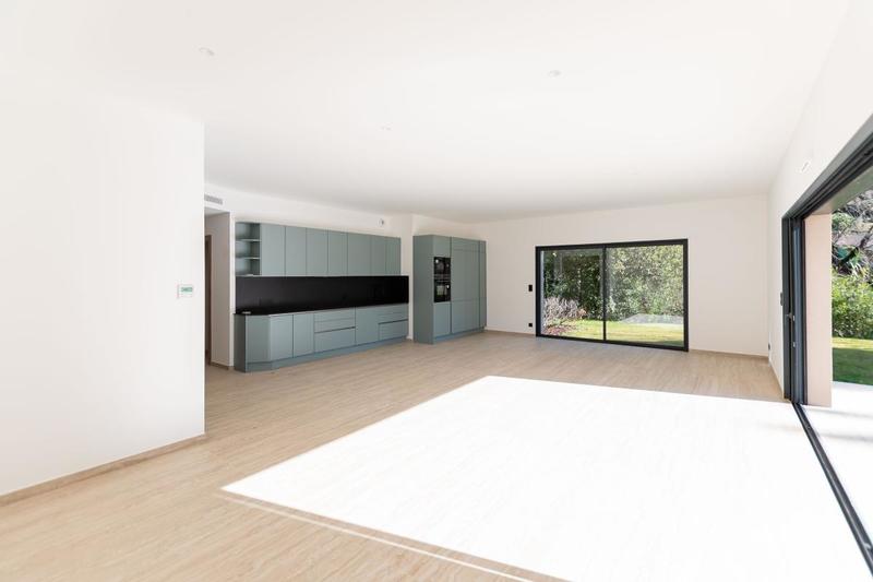 Villa - 180 m² - 5 pièces