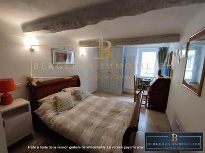 Maison traditionnelle - 92 m² - 4 pièces