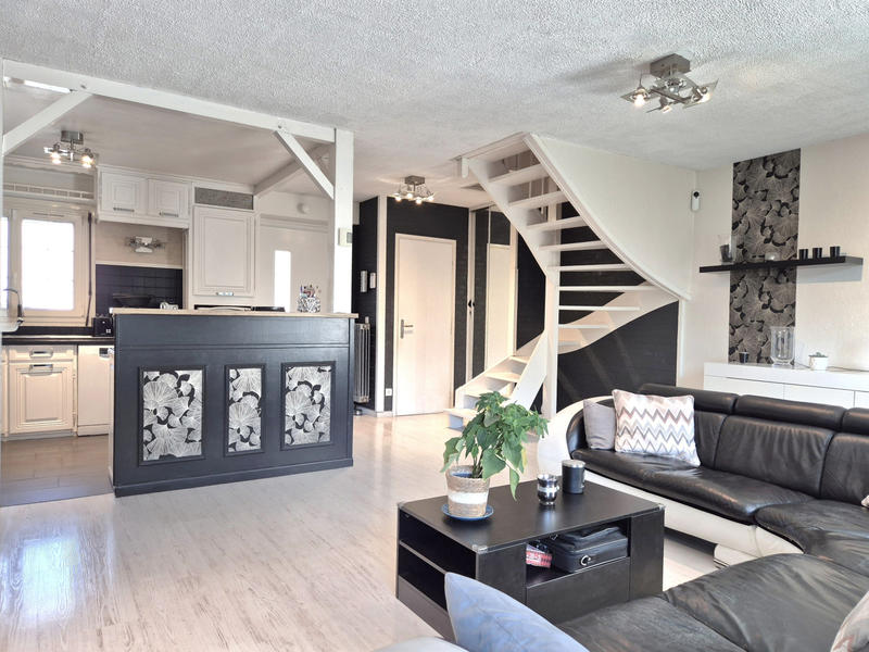 Maison - 109 m² - 6 pièces