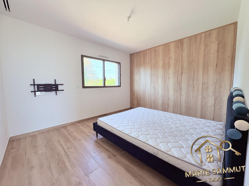 Maison - 229 m² - 7 pièces