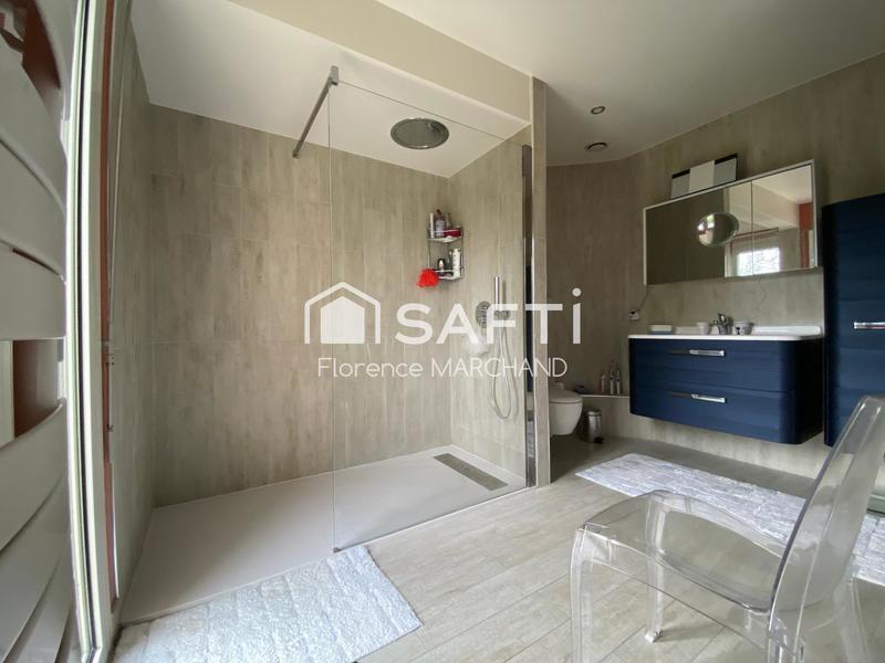 Maison - 402 m² - 10 pièces