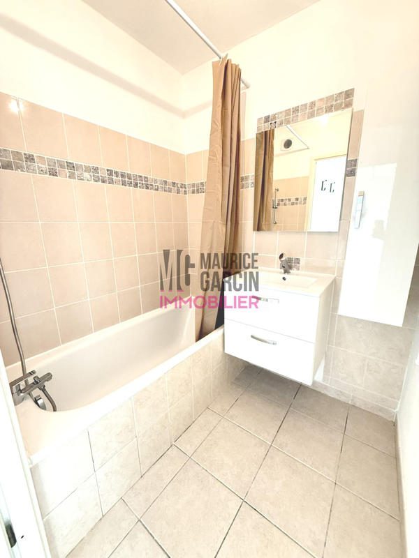 Appartement - 45 m² - 2 pièces