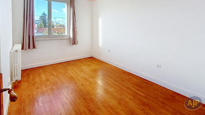 Appartement - 68 m² - 4 pièces