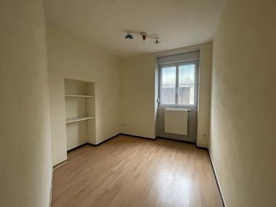 Appartement - 60 m² - 2 pièces