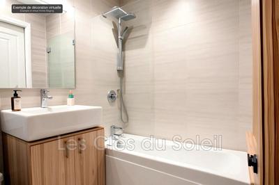 Appartement - 90 m² - 4 pièces