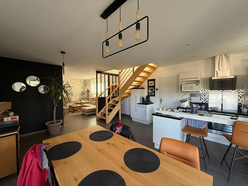 Maison - 80 m² - 4 pièces
