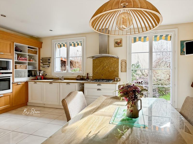 Villa - 189 m² - 7 pièces