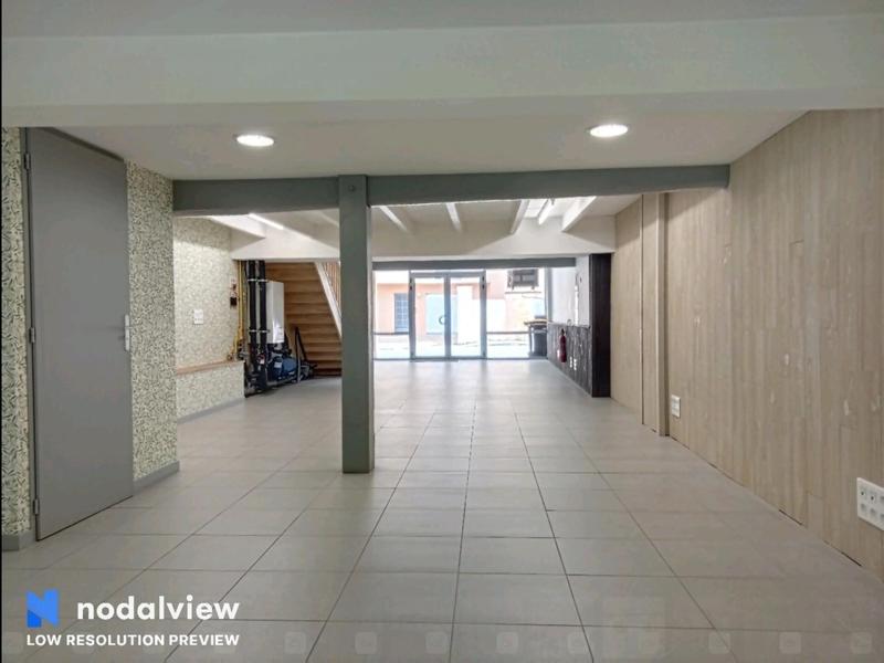 Bureau - 160 m² - 4 pièces