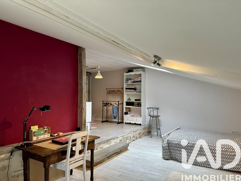 Maison - 196 m² - 5 pièces