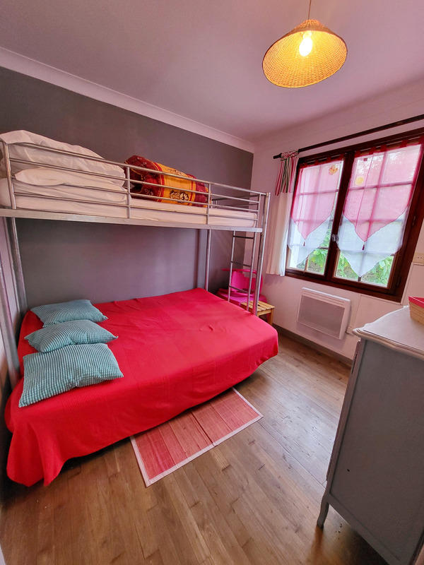 Maison - 93 m² - 5 pièces