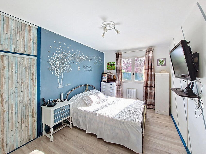 Maison - 144 m² - 8 pièces