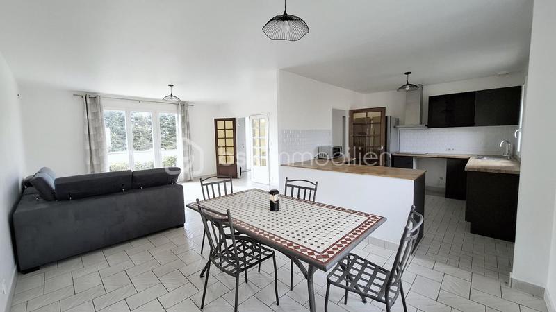 Maison - 90 m² - 4 pièces