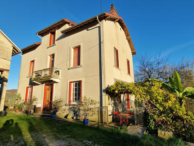 Maison - 178 m² - 6 pièces