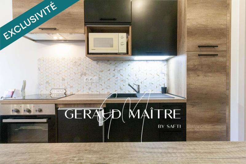 Maison - 242 m² - 10 pièces