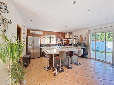 Villa - 160 m² - 6 pièces