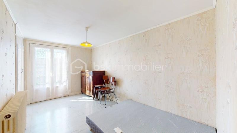 Maison - 111 m² - 6 pièces