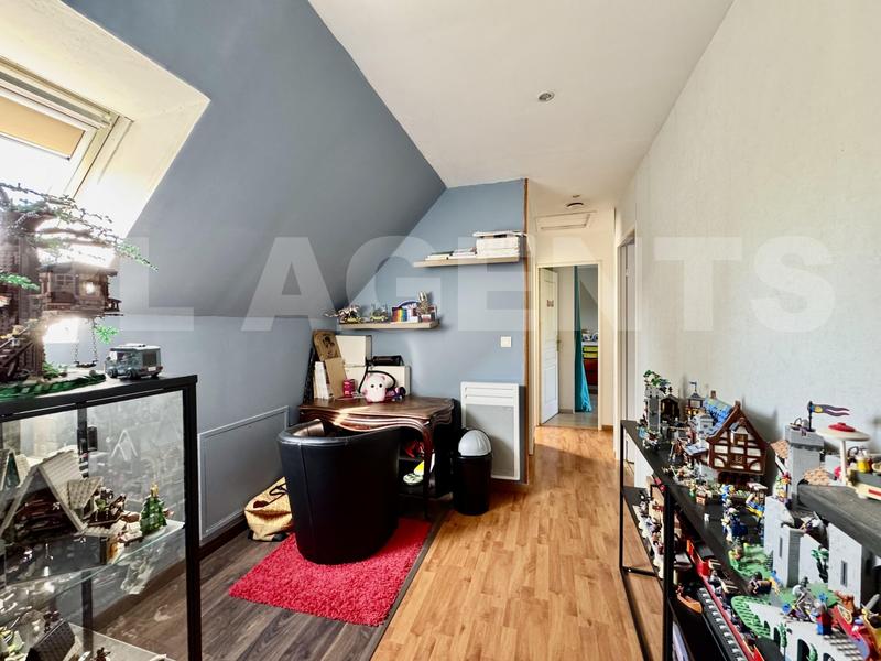 Maison - 157 m² - 7 pièces