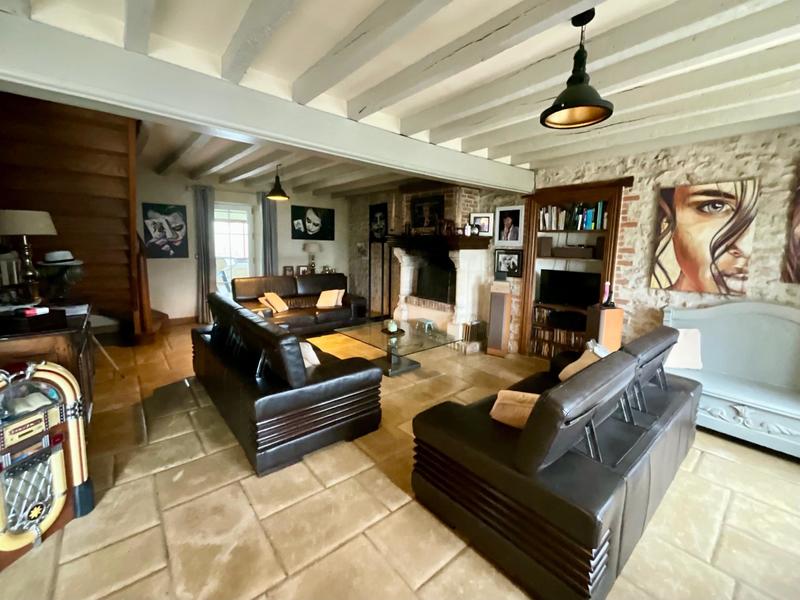 Maison - 145 m² - 6 pièces