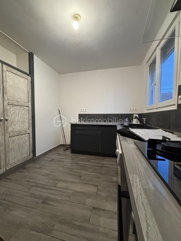 Maison traditionnelle - 97 m² - 4 pièces