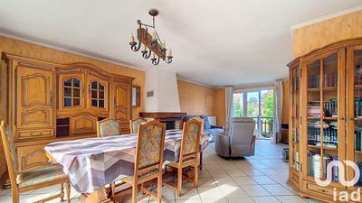 Maison - 115 m² - 6 pièces