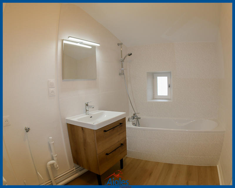 Appartement - 65 m² - 3 pièces