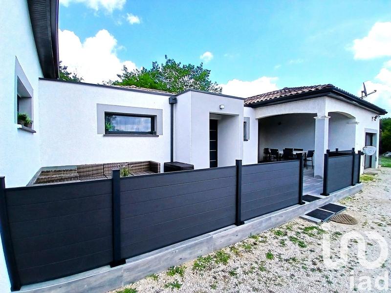 Maison - 151 m² - 7 pièces