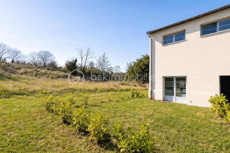 Maison - 88 m² - 4 pièces